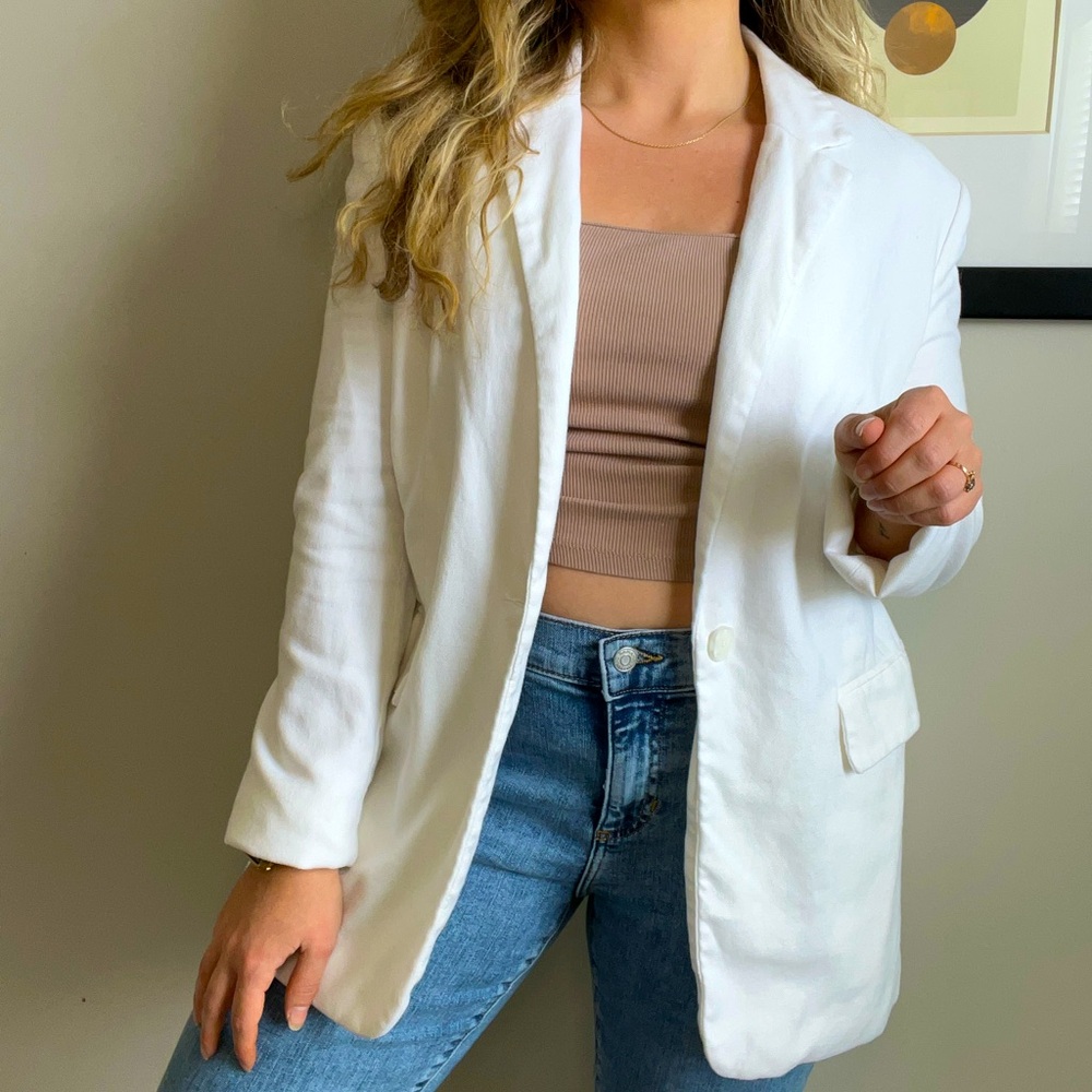 Strativarius white oversized blazer
